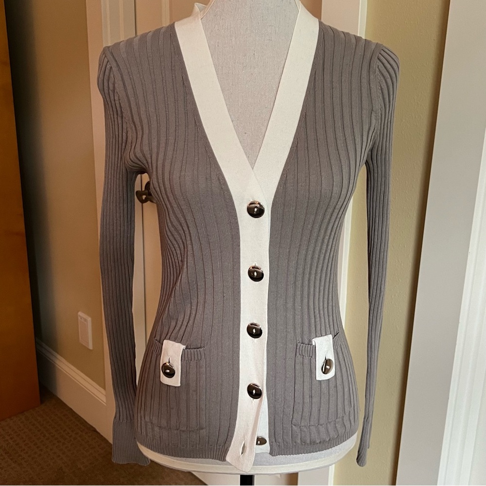Banana Republic Ivory Tipped Gray Ribbed Sweater with silver buttons